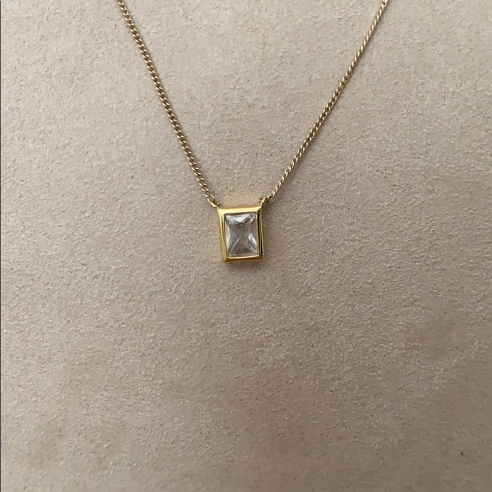 Rectangle pendant necklace